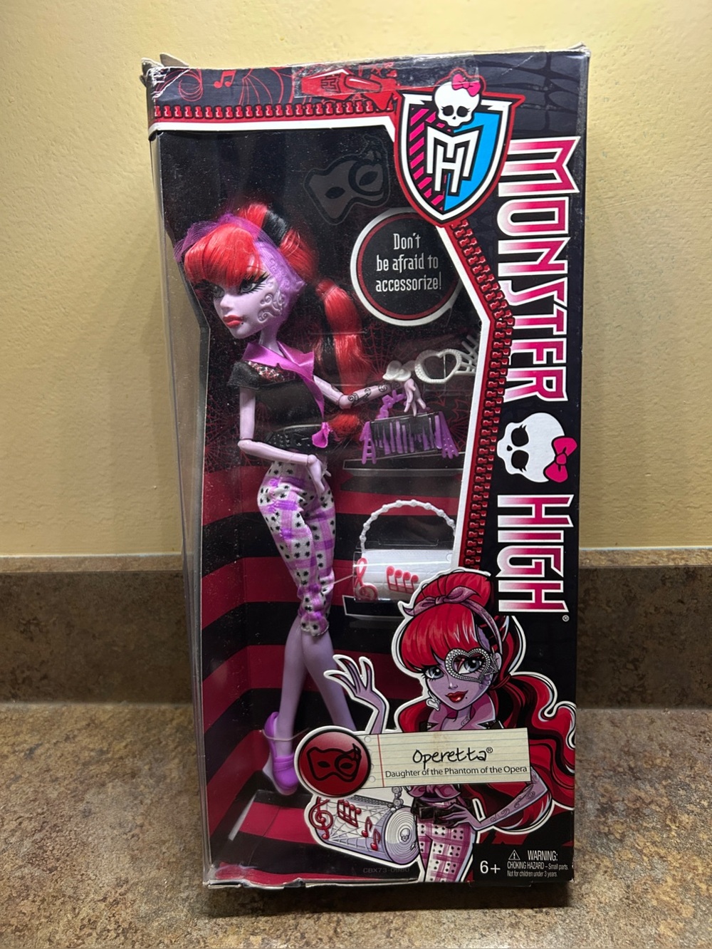 Monster High Operetta Doll - Picture 3 of 10